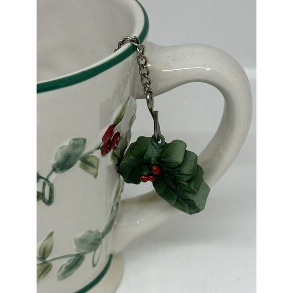 Pfaltzgraff Winterberry Embossed Mug 12oz w/ Tea Infuser Christmas Set - 3.5"x4" - Picture 2 of 7